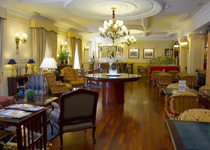 Hotel Carlos V Madrid